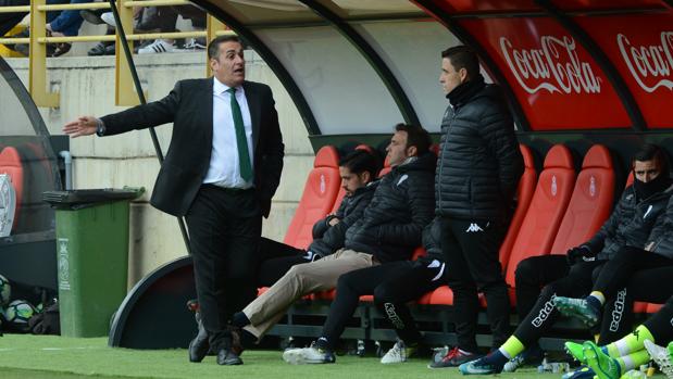 José Ramón Sandoval, técnico del Córdoba CF: «El gol anulado nos ha cortado las alas»