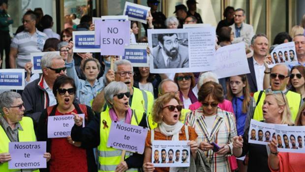 La instrucción del caso por los presuntos abusos de «La Manada» a una joven de Pozoblanco, a punto de acabar