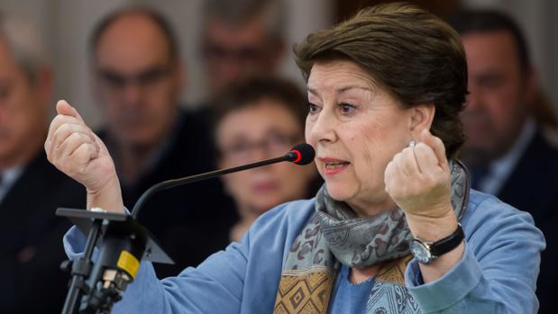 Magdalena Álvarez: «Para mí es mucho más importante mi nieta que los ERE»