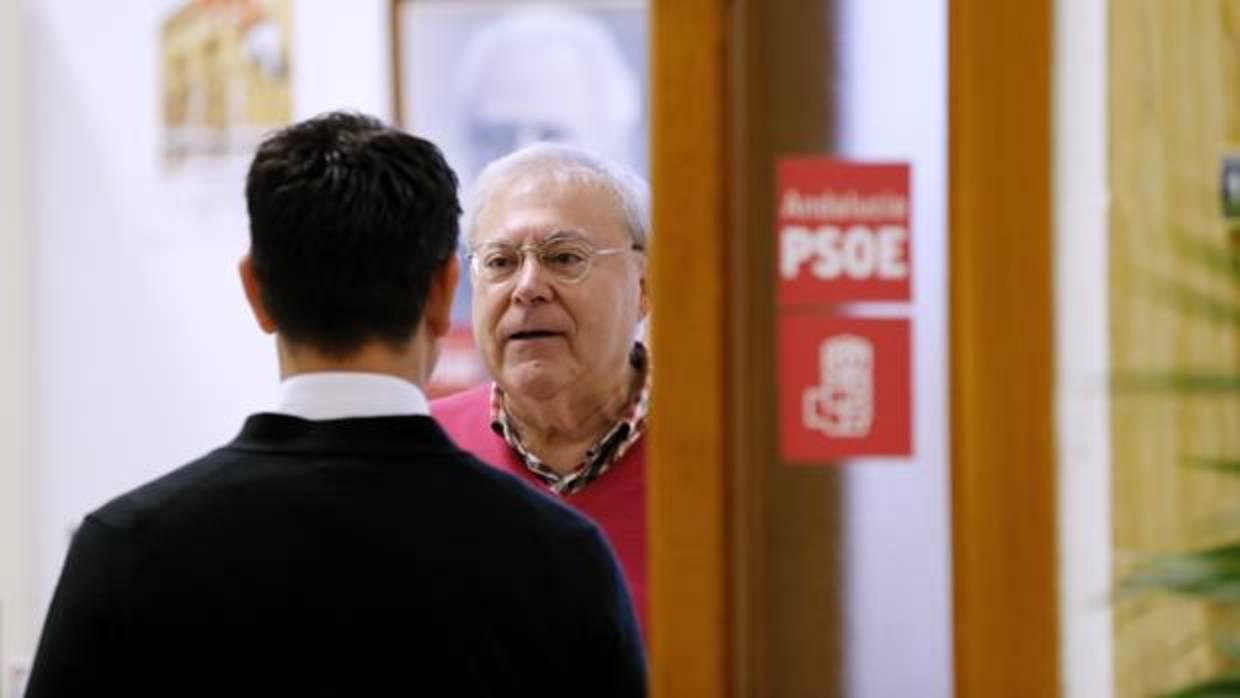 Emilio Aumente y Pedro García, antes de un Pleno