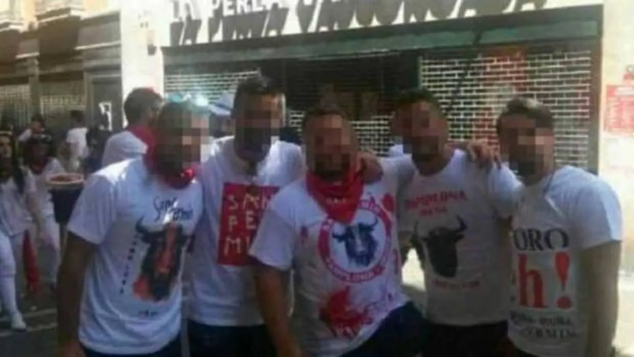 Miembros de «La Manada» en Pamplona