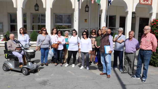 Vecinos de Quiebracarretas en Lucena anuncian movilizaciones por las inundaciones de sus viviendas