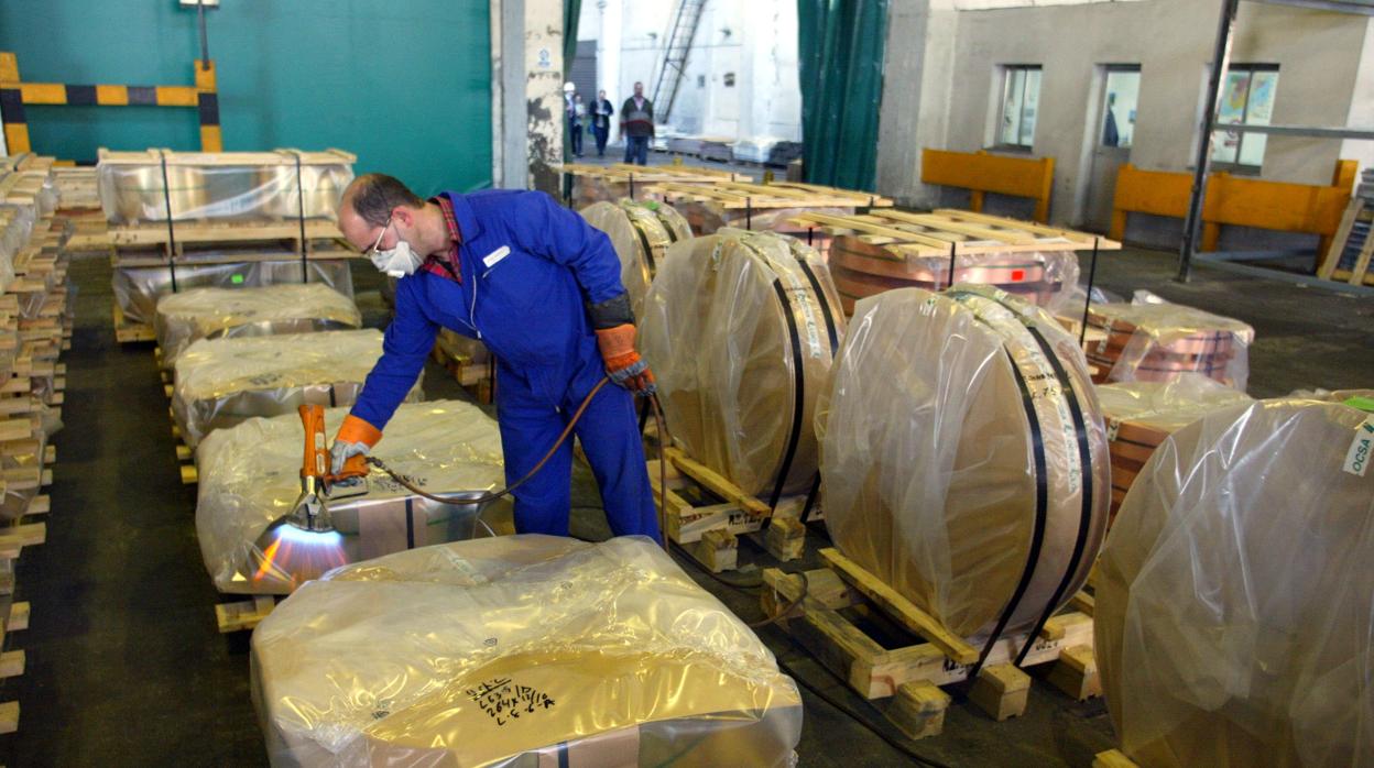 Pedidos de una industria del cobre