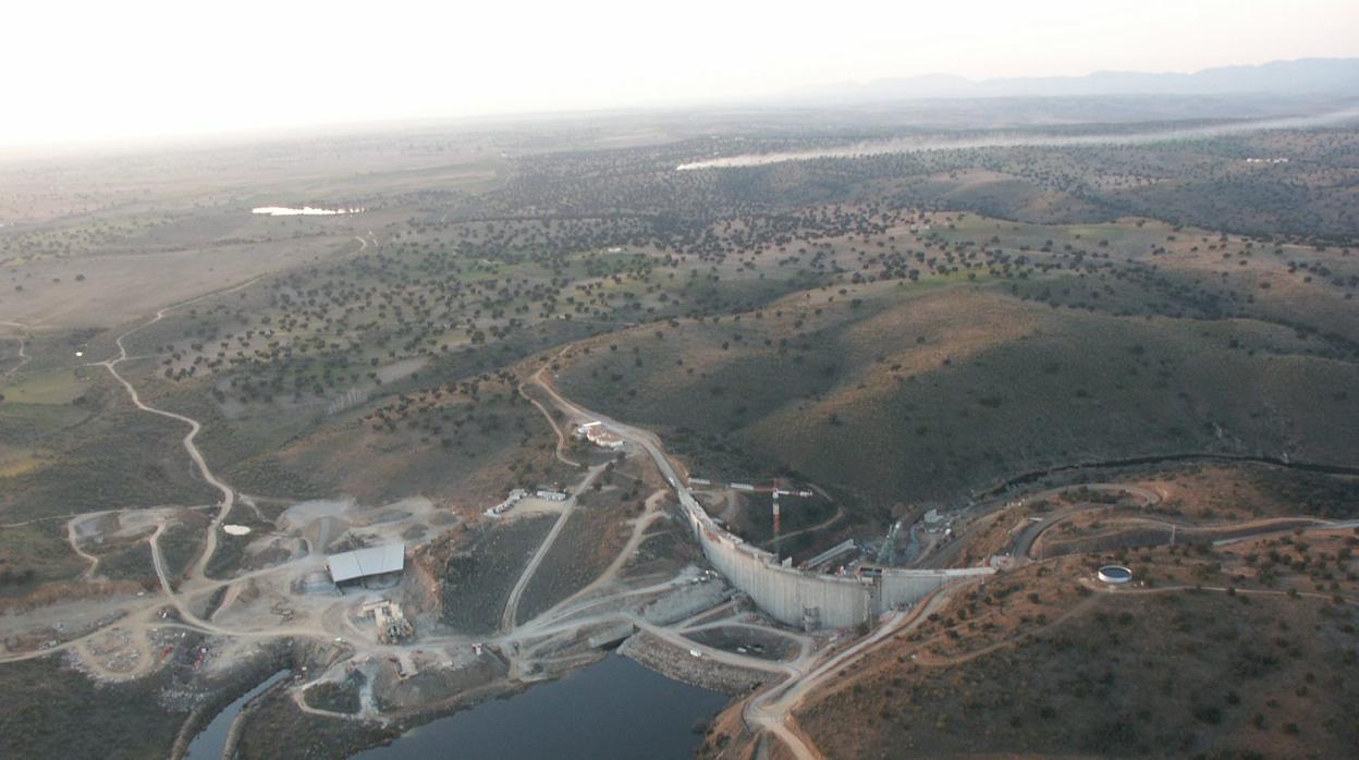 Embalse de La Colada en la zona norte de Córdoba