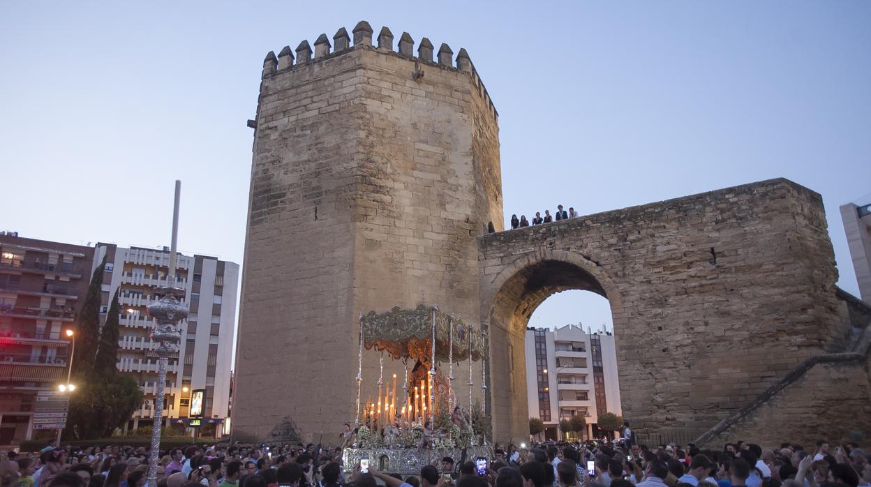 La Virgen del Carmen de San Cayetano procesiona el 16 de julio