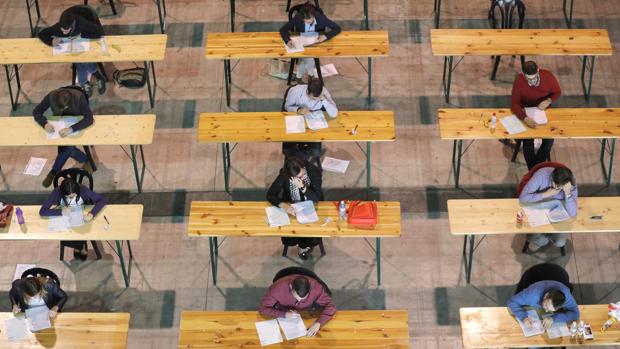 Oposiciones Secundaria Andalucía: Educación publica los listados diez días antes del examen