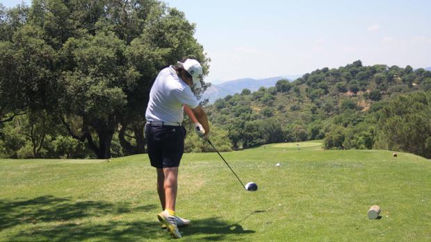 Diego Román, líder del Campeonato de España en el Real Club de Campo de Córdoba