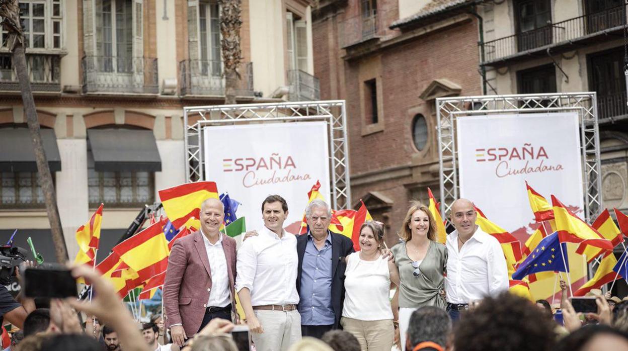 El acto celebrado de Ciudadanos celebrado ayer en Málaga contó con la presencia de Vargas Llosa