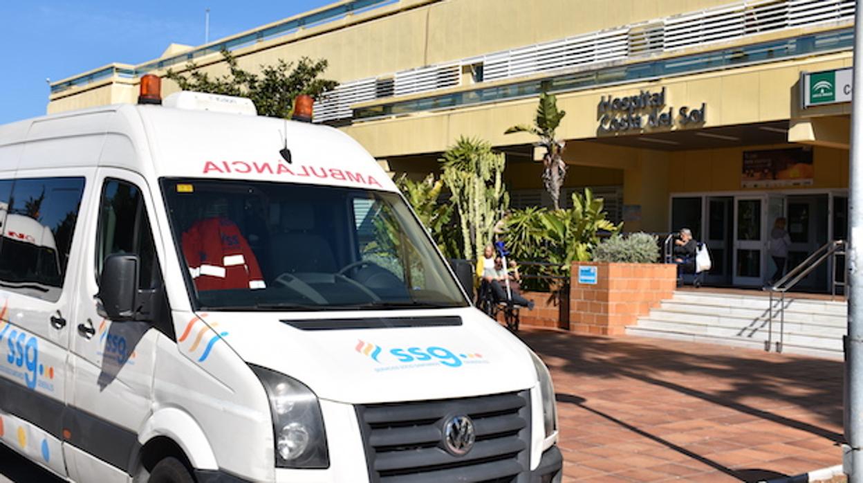Ambulancia de Málaga en el Hospital Costa del Sol