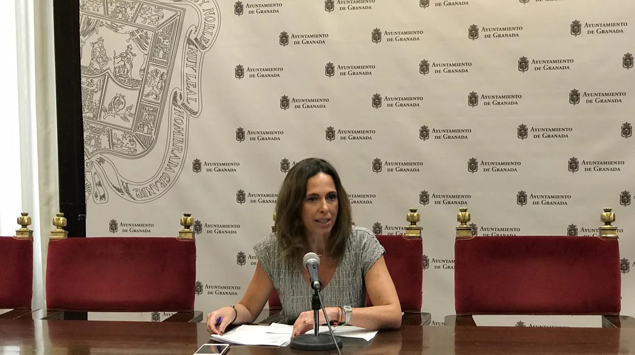 La portavoz del PP en el Ayuntamiento de Granada, Rocío Díaz, este lunes