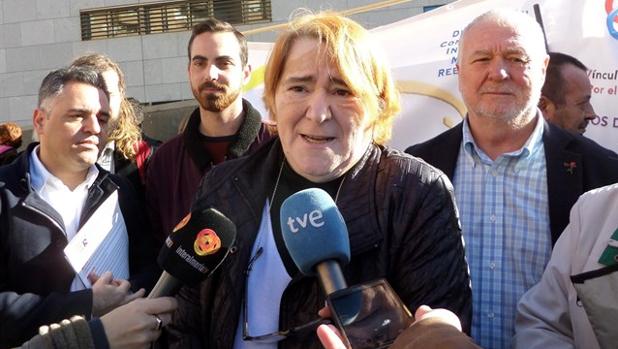 Suspendida dos años la pena a una «bebé robada» por calumniar a una monja en Almería