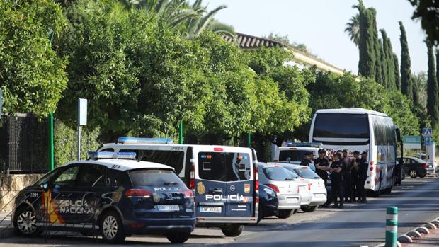 Llega a Córdoba un nuevo convoy de inmigrantes procedentes del litoral andaluz