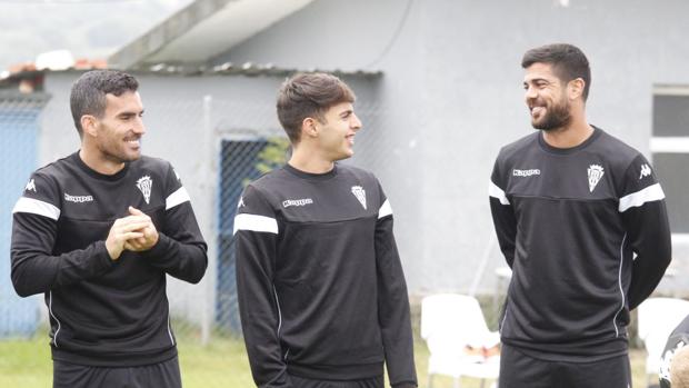 Córdoba CF | Álvaro Aguado: «Nos preparamos ajenos a lo que ocurre con el club»