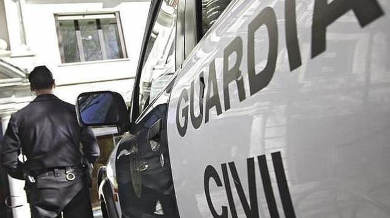 La Guardia Civil detuvo al individuo en un control de vehículos