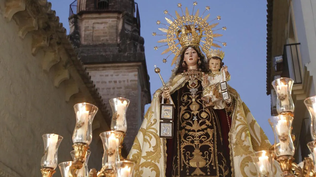 La Virgen del Carmen durante su procesión