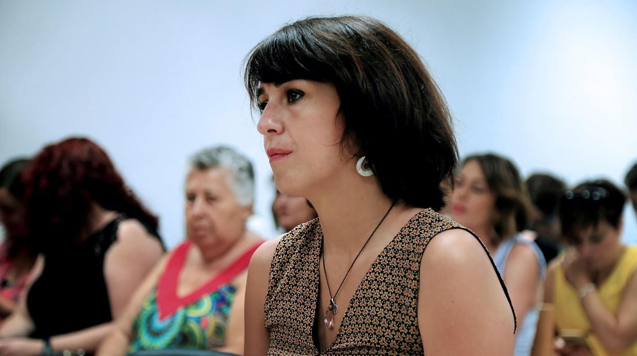 Juana Rivas compareciendo ante el Juzgado de lo Penal 1 de Granada
