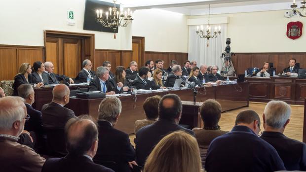 La «maratón» del juicio del caso ERE: 290 horas ante el tribunal que juzga diez años de poder en Andalucía