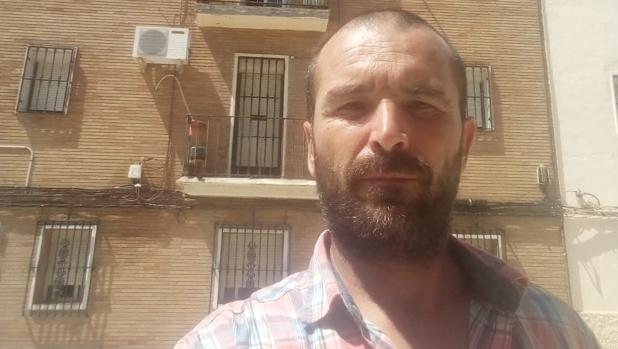 El hombre que salvó al anciano de Huelva: «No me lo pensé: si no subía allí, el hombre moría»