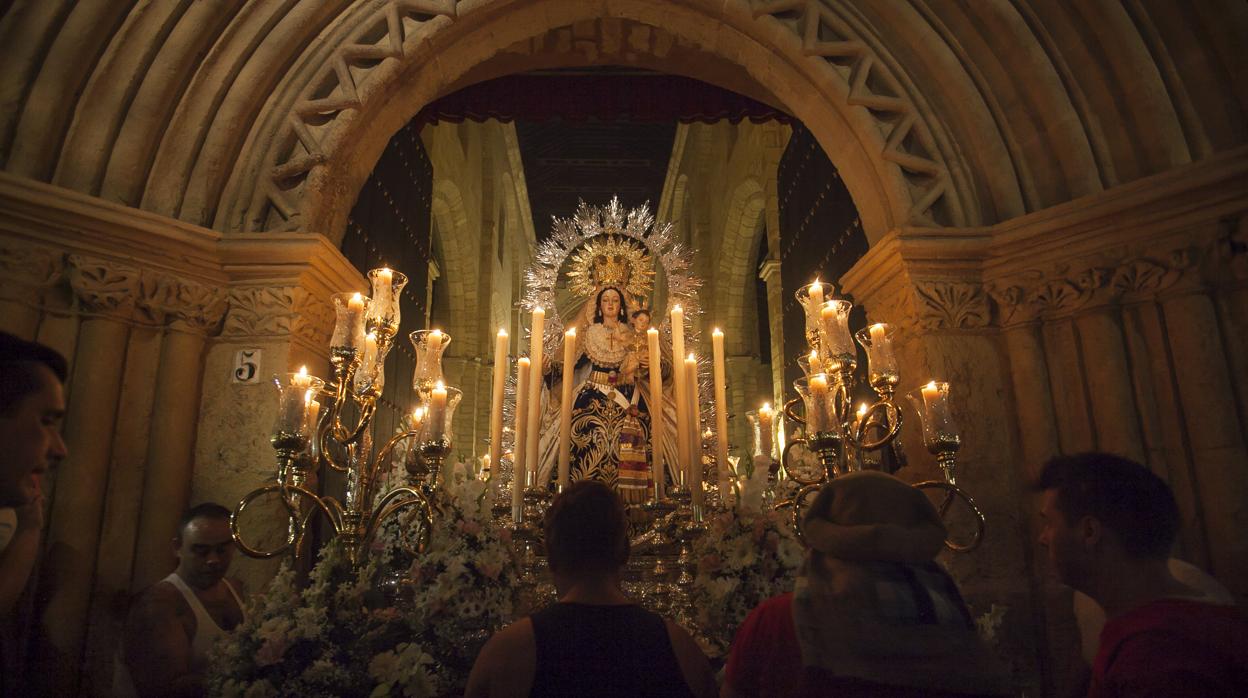 La Virgen de la Victoria, durante su salida procesional del pasado año