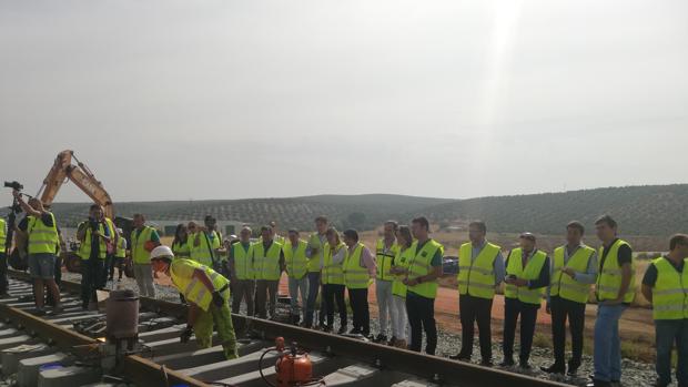 La Junta de Andalucía impulsa la llegada del tren de mercancías a Linares en plena crisis industrial