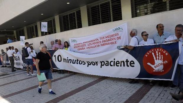 Los médicos de Málaga van la huelga a partir del 15 de octubre