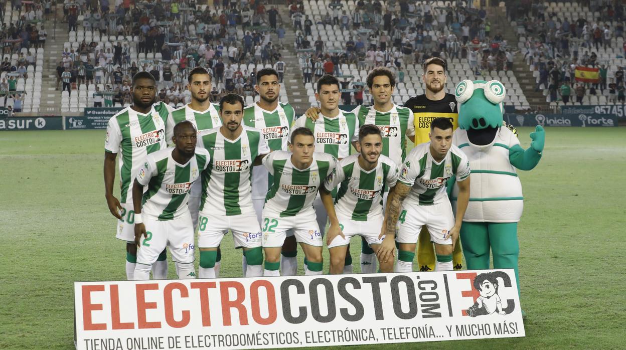 El once titular del Córdoba CF en el partido del miércoles de Copa del Rey ante el Nástic