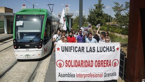 La Junta ignora la huelga del metro de Granada una semana después