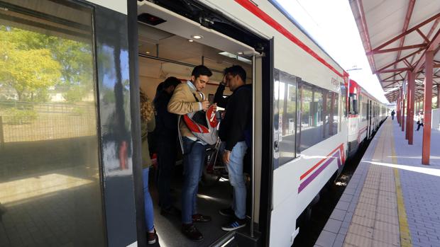 Las instituciones tienen que cerrar los interrogantes del Cercanías de Córdoba en un mes