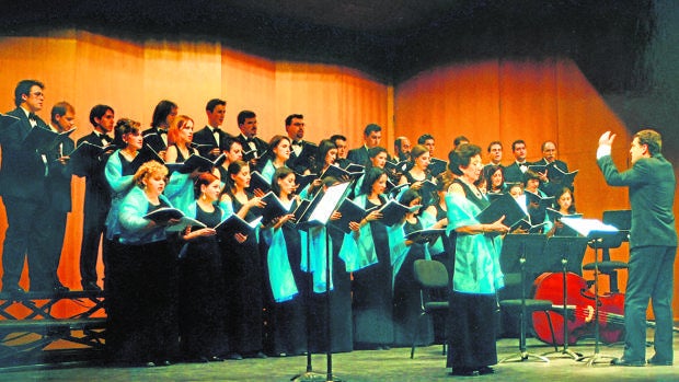 El Coro Ziryab de Córdoba cumple 25 años de trabajo y amor por la música y lo quiere celebrar a lo grande