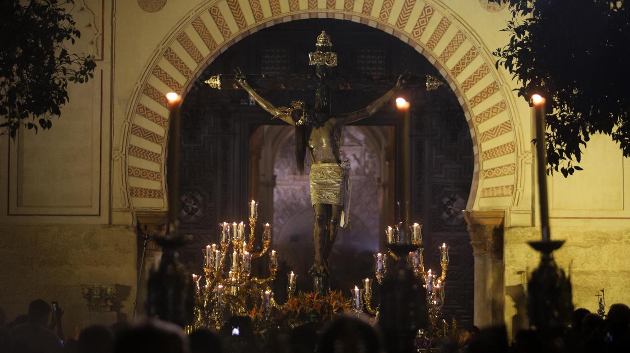 El Cristo de Gracia, en su salida extraordinaria