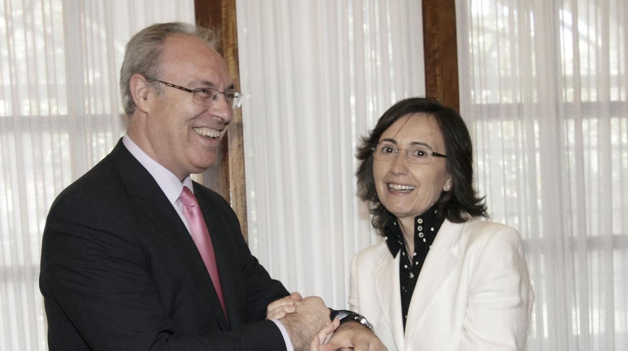 Juan Pablo Durán y Rosa Aguilar en el Parlamento de Andalucía