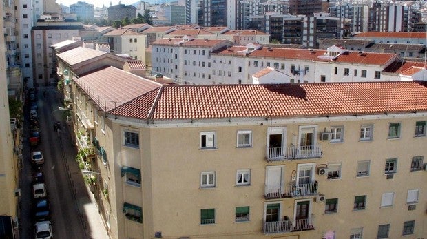 La Junta de Andalucía vende solares VPO a constructoras privadas en Jaén