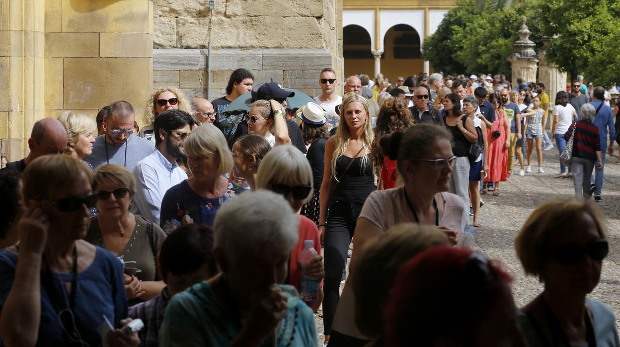 El turismo es uno de los sectores que tira de la mejora de la economía de Córdoba