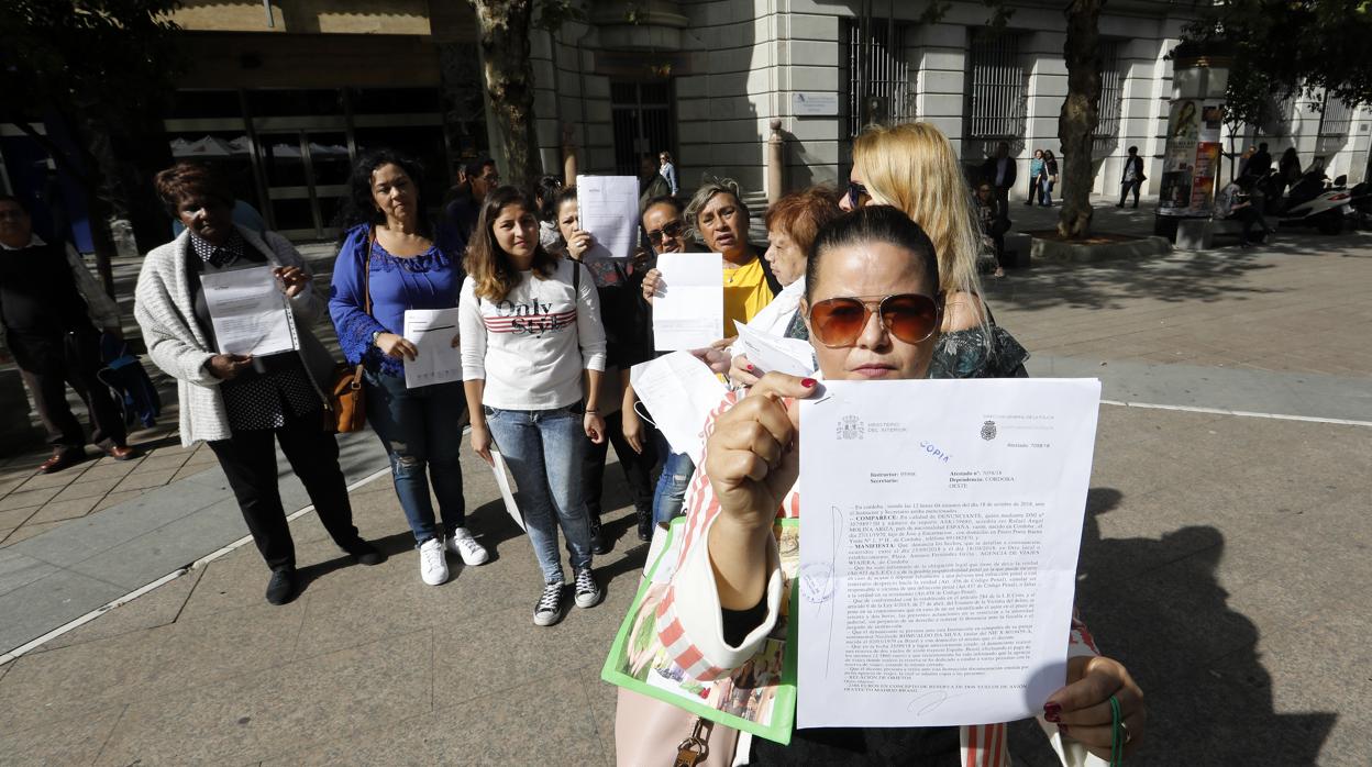 El dueño de la agencia de viajes arrestado por estafa en Córdoba, en libertad con cargos