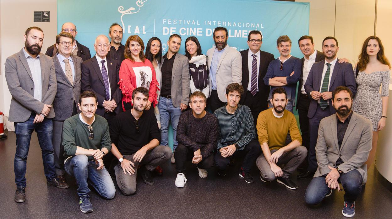 Foto de familia tras la presentación de FICAL en Madrid.