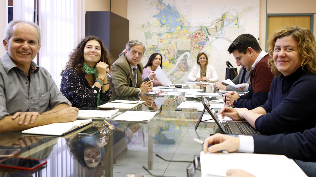 Reunión del consejo rector de Urbanismo, ayer en la Gerencia