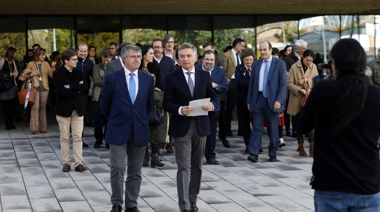 El presidente de la Audiencia y el fiscal jefe de Córdoba encabezan la protesta en la Ciudad de la Justicia