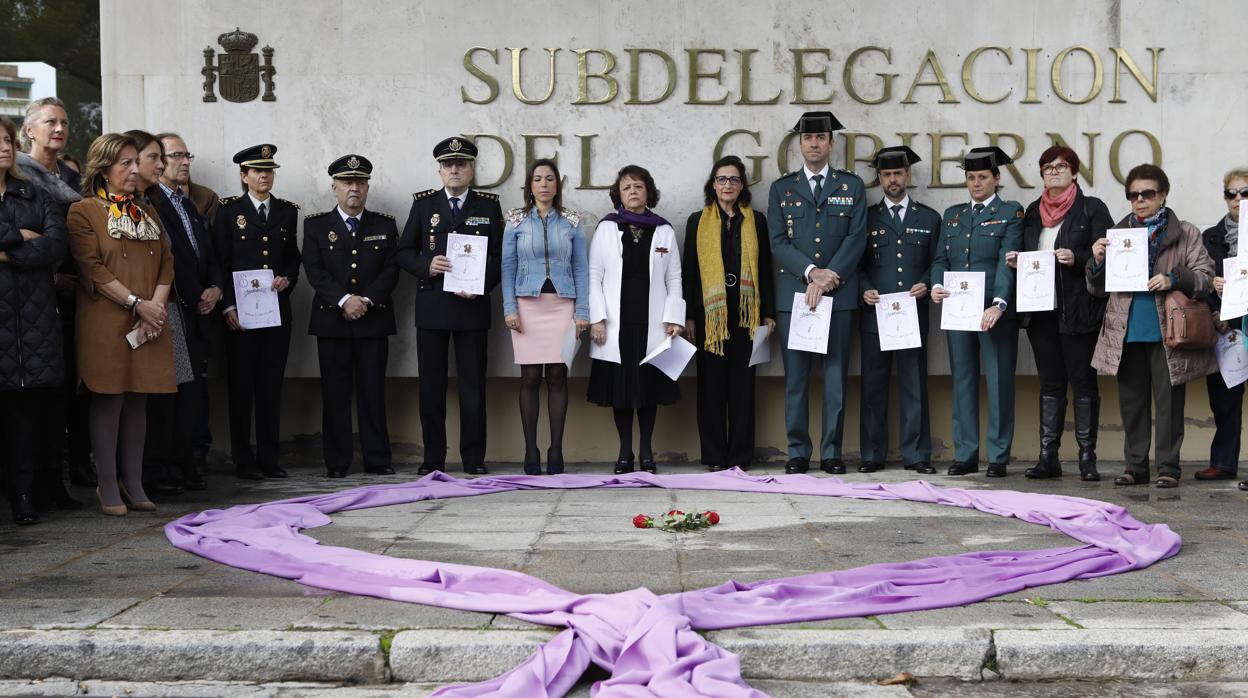 Concentración a las puertas de la Subdelegación de Gobierno de Córdoba