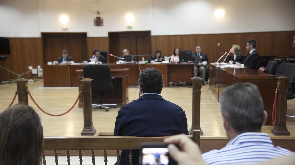 El acusado durante el juicio celebrado en la Sección Segunda de la Audiencia Provincial de Córdoba