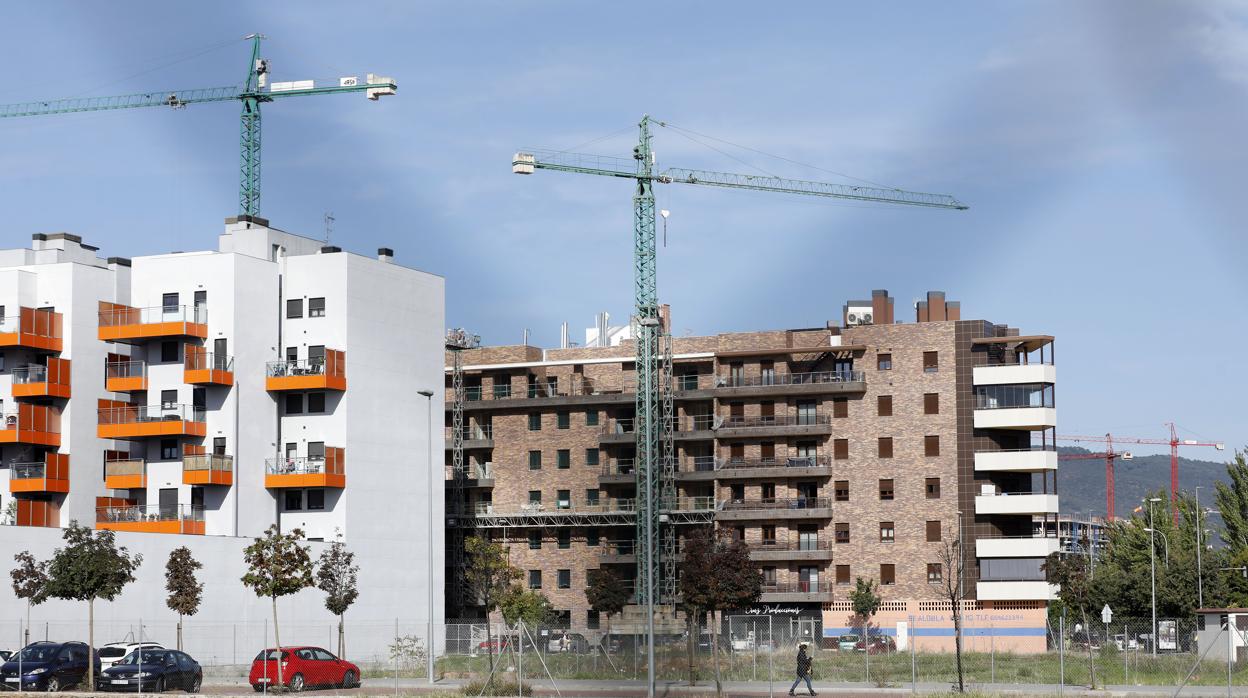 Edificios en construcción en la zona de Poniente