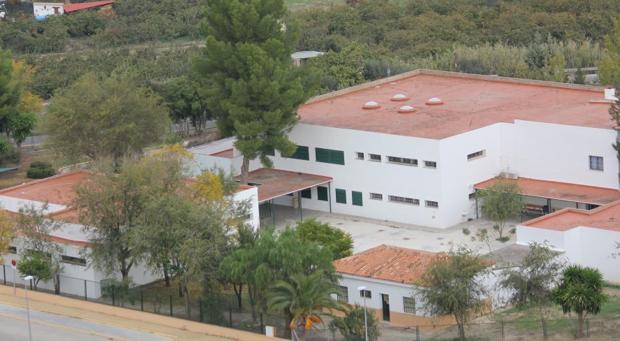 La Junta arreglará el próximo curso una caldera rota en marzo en un instituto de Puente Genil