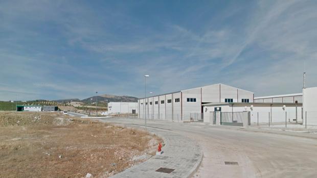 Muere un trabajador en Jaén atrapado en una máquina de plásticos