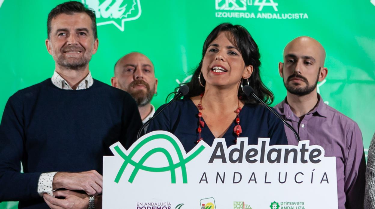 Antonio Maíllo y Teresa Rodríguez tras conocerse los resultados desfavorables