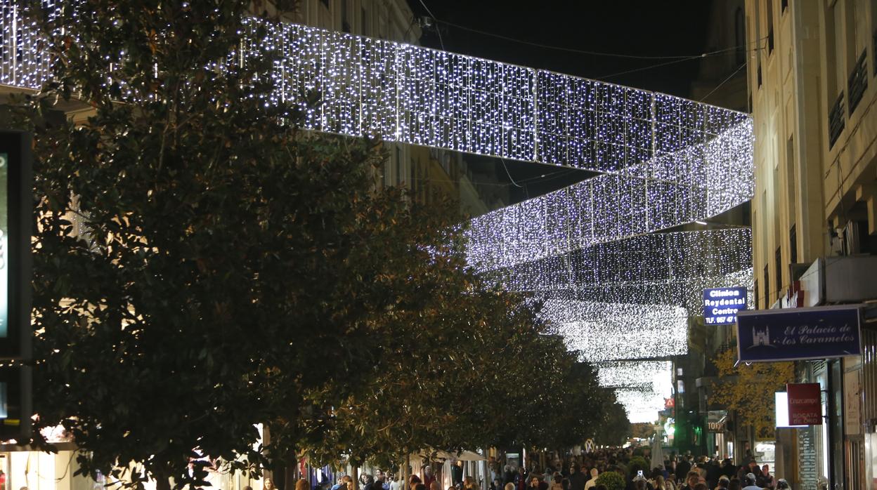 Alumbrado de Navidad de 2018 en la calle Cruz Conde de Córdoba