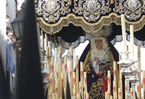 María Santísima de la Concepción durante su salida el Domingo de Ramos