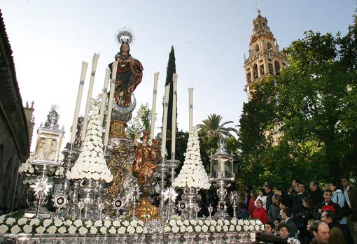 Procesión de la Inmaculada Concepción a la Mezquita-Catedral en el año 2004