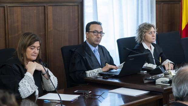 Las juezas que dictarán la sentencia de los ERE, sin refuerzos a partir del 15 de enero