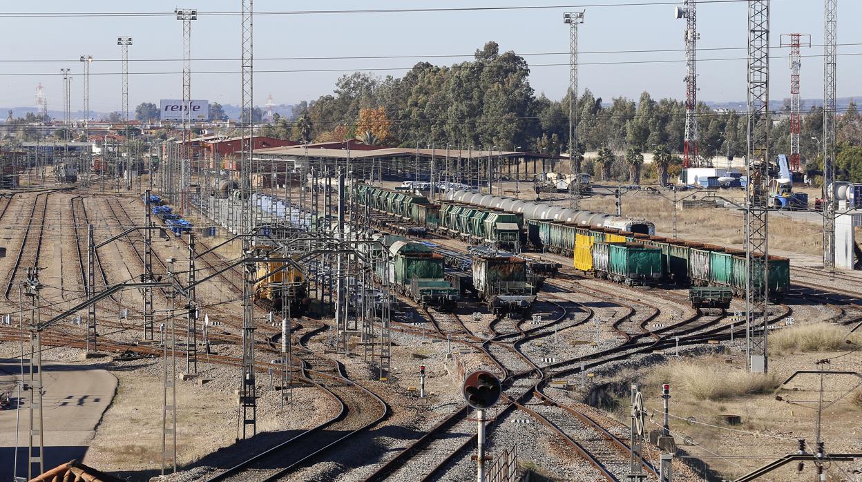 Estación de trenes de mercancías de Córdoba en El Higuerón