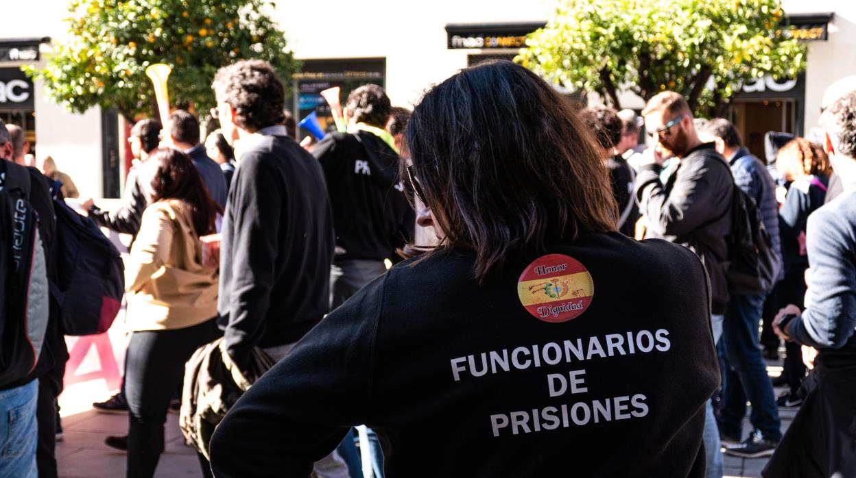 Imagen de los trabajadores de las cárceles en una manifestación reciente de Sevilla