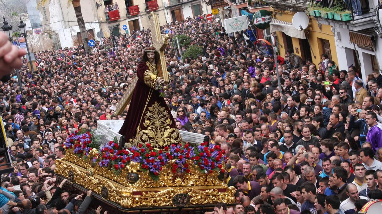 Jesús Nazareno, un Viernes Santo por las calles de Priego de Córdoba